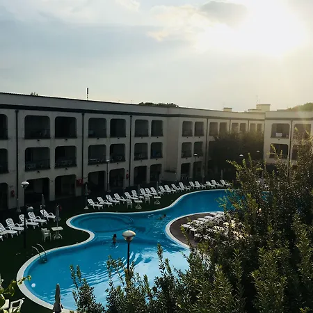 منتزه العطل Michelangelo & Family 3*