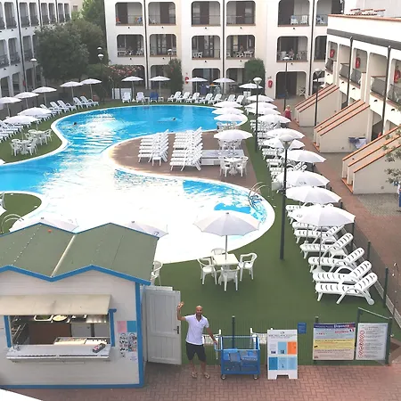 Michelangelo & Family منتزه العطل ليدو دي سبينا