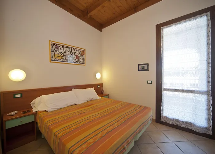 Michelangelo & Family 3* ليدو دي سبينا