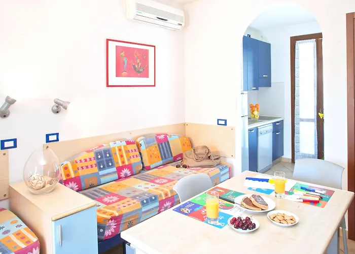 Michelangelo & Family ليدو دي سبينا