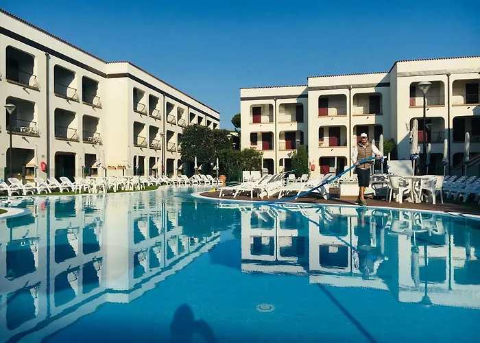 Michelangelo & Family منتزه العطل